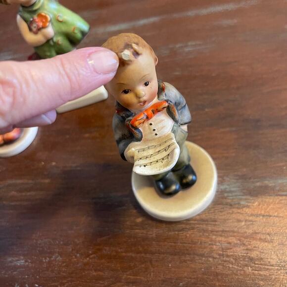 Hummel Goebel Genuine Vintage Figurines Lot of 07 - Picture 11 of 11